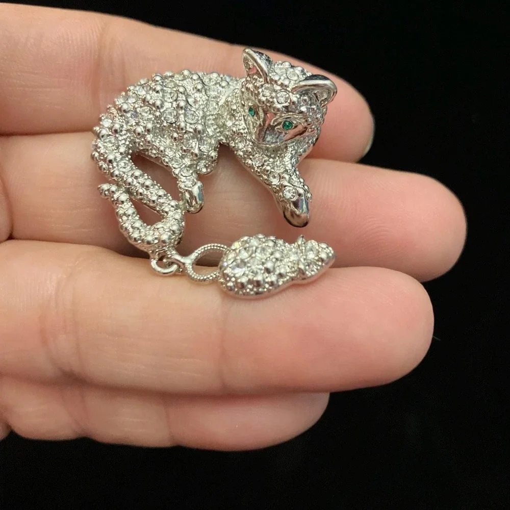 VTG Cat & Mouse Brooch Silver Tone Clear Pave Rhinestone Crystal Pin Green Eyes
